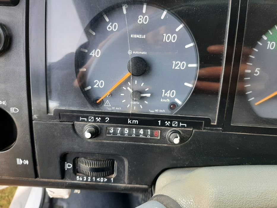 Продається мерседес варіо 815