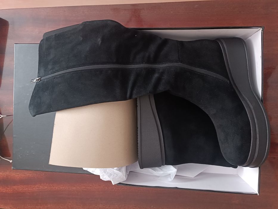 Fabio Monelli сапоги жiночi НОВI