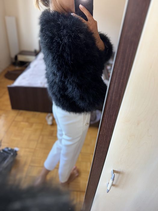 Ala Ochnik czarne krótkie futerko 100% pióra strusia viral