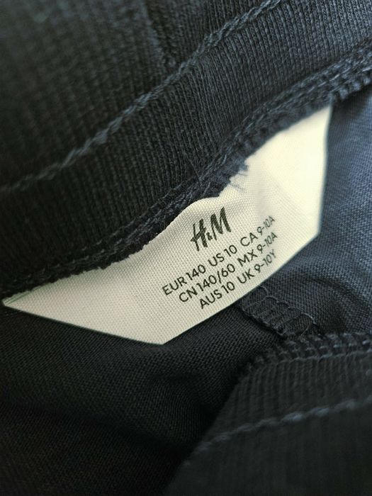Nowe spodnie z H&M roz. 140 dla chłopca