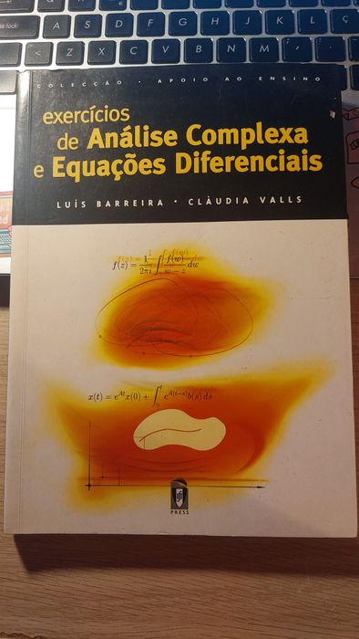 Exercícios de Análise  Complexa e Equações Diferenciais