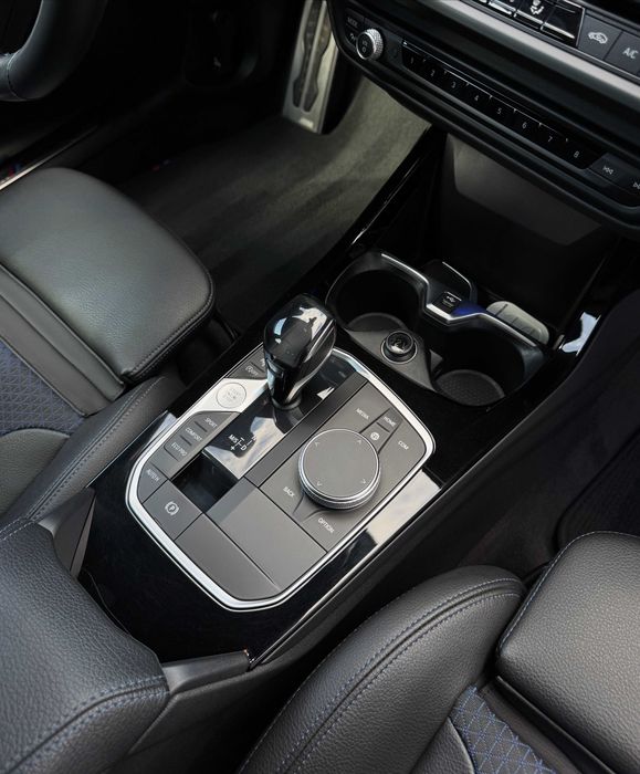 BMW 118 i Pack Desportivo M Auto