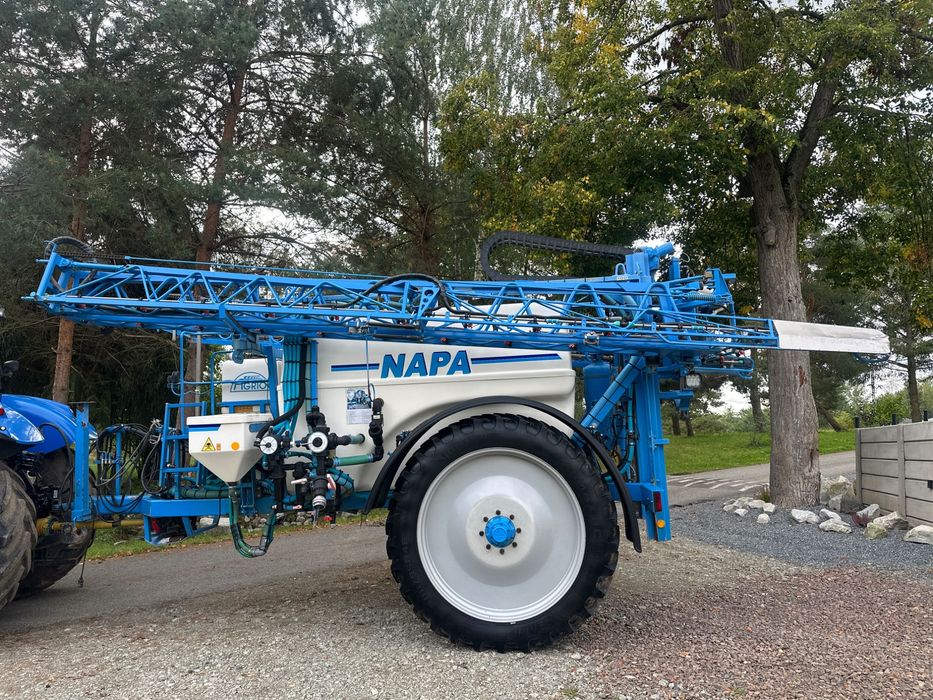 Opryskiwacz Agrio Napa 4000l Navi 24m