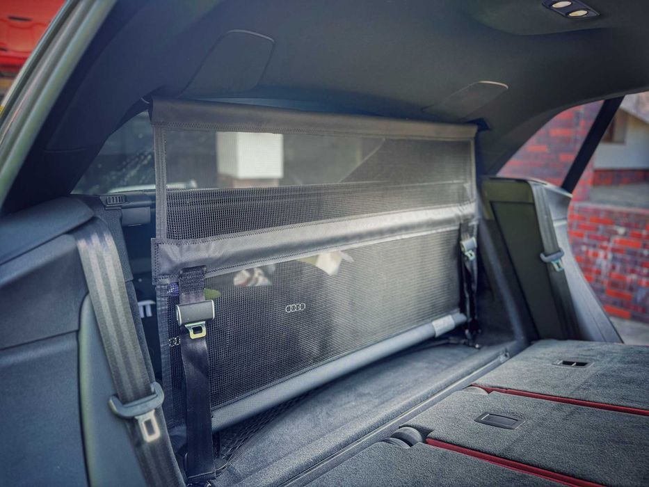 Сітка салон-багажник для Audi Q8/SQ8/RSQ8 (оригінал)