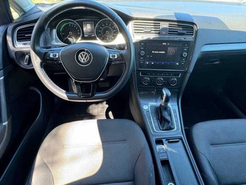 2019 Volkswagen e-Golf