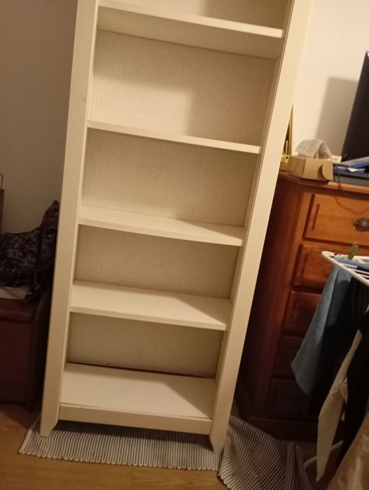 2 Estantes IKEA brancas, cada 75€