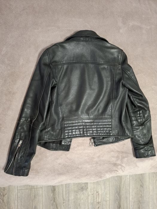 Куртка шкіряна, розмір "М"   б/у