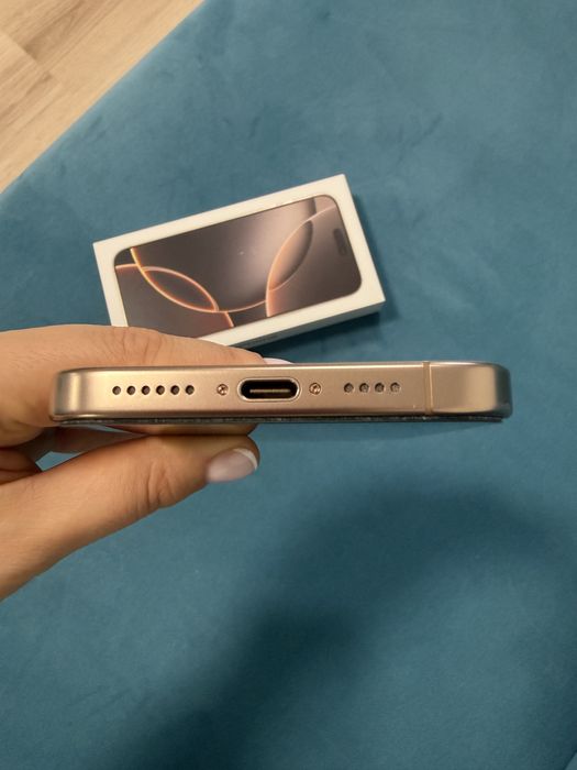 Iphone 16 pro max, 256gd,  идеальное состояние.