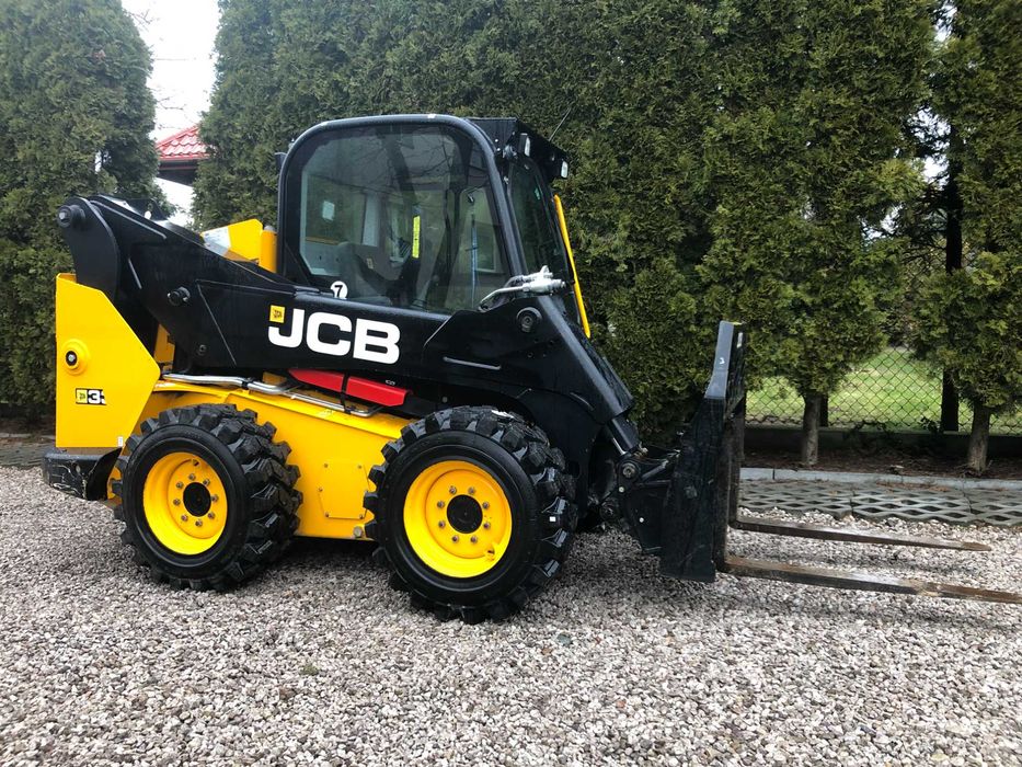 ładowarka JCB 330 robot . Salon Polska 830 mg
