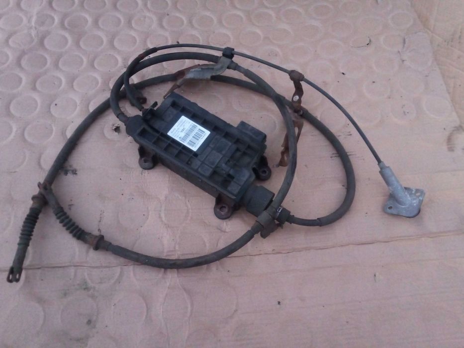 Toyota AVENSIS T27 09-18 mechanizm moduł hamulec ręczny