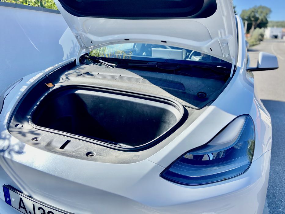 Tesla Model Y Long Range Dual Motor
