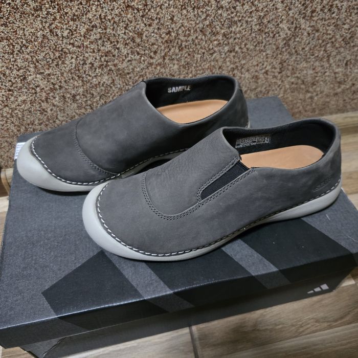 Keen жіночі шкіряні туфлі мокасини 37 розмір