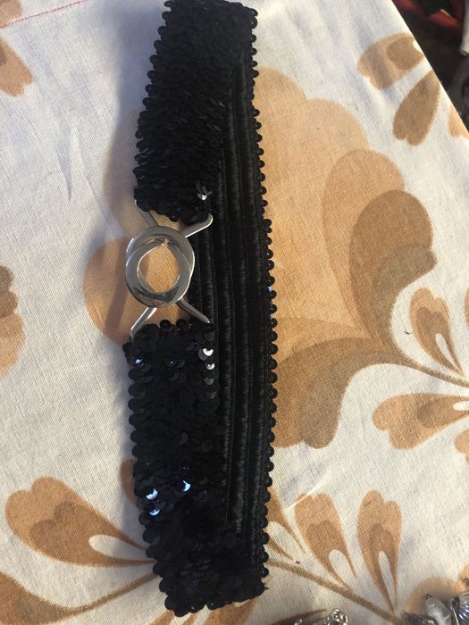 Pulseiras e colar + cinto