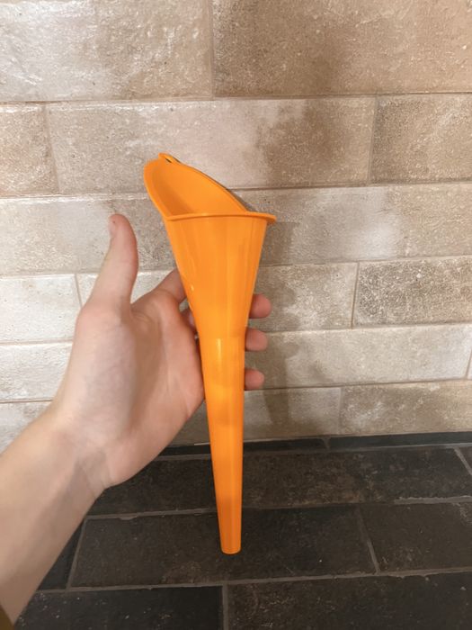 Лійка для мотоцикла