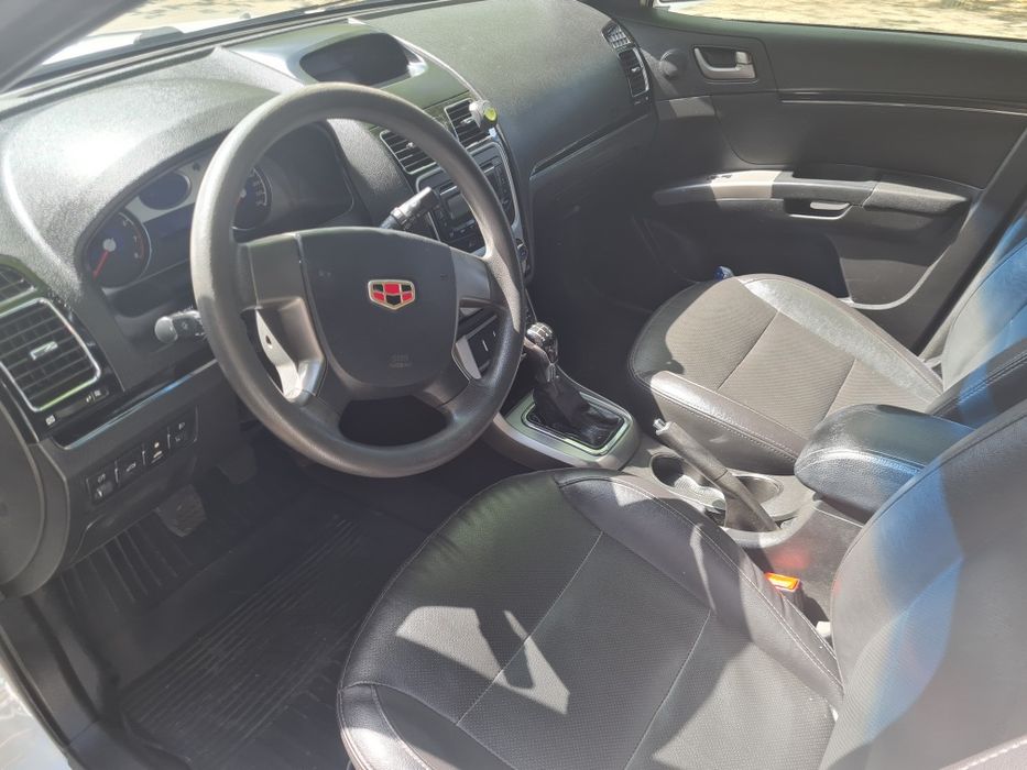 Geely emgrand ec7rv