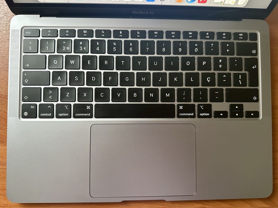 Vendo MacBook Air M1 2020 8GB-256GB