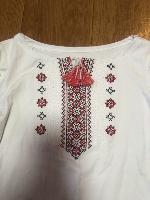 Вишиванка жіноча S