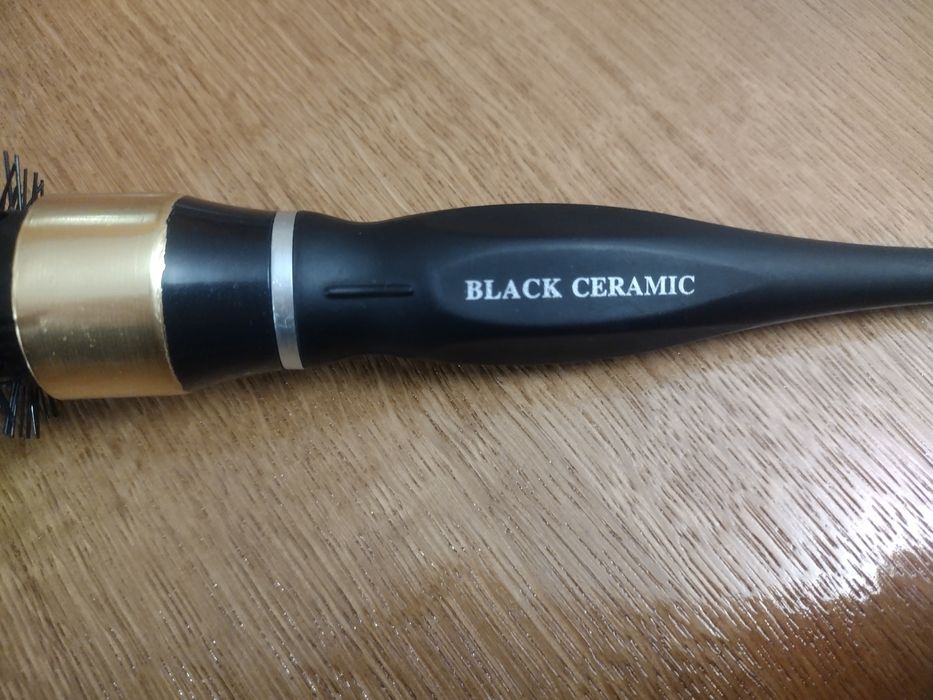 Браш для волосся