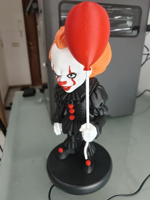 "Item Colecionável de Fã de 'IT - A Coisa' - Pennywise em Miniatura