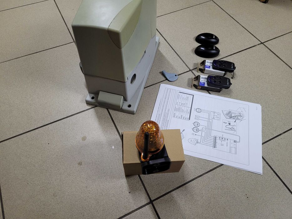 napęd do bramy przesuwnej