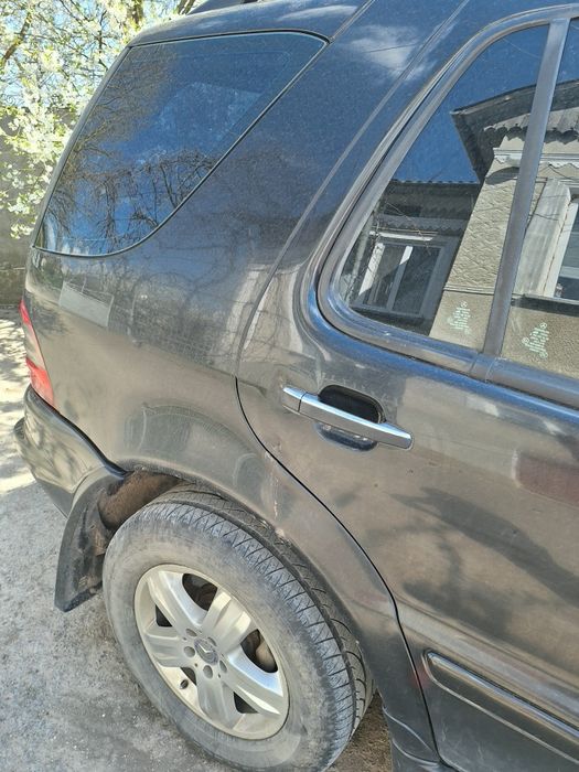 Mercedes-BENZ ML 270 CDI