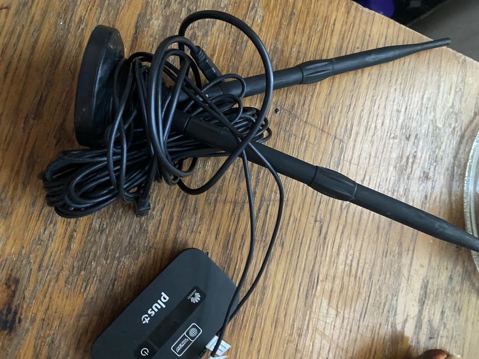 Wi-Fi роутер Huawei E5373