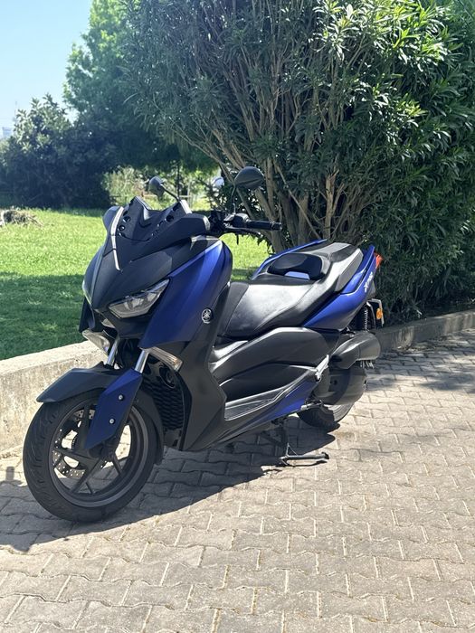 Yamaha XMAX 125