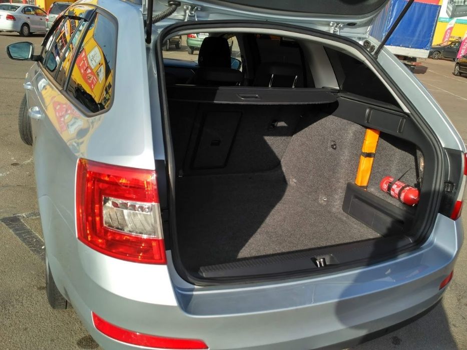 Аренда авто с водителем, такси