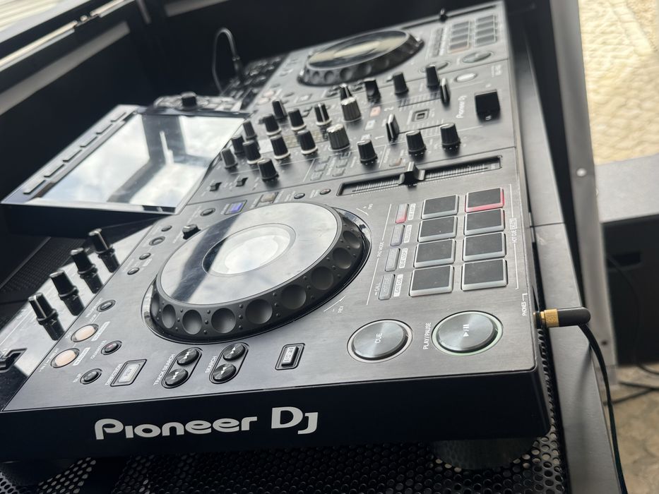Pioneer XDJ-RX3 Controlador all in one + mala de transporte