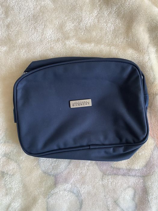 Givenchy Toiletry Bag64584214317443121
