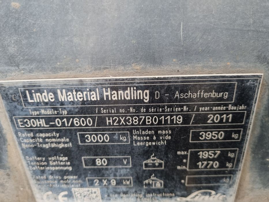 Linde E30HL Wózek Widłowy Elektryczny  maszt 6.7m  2011rok (e25,e20)