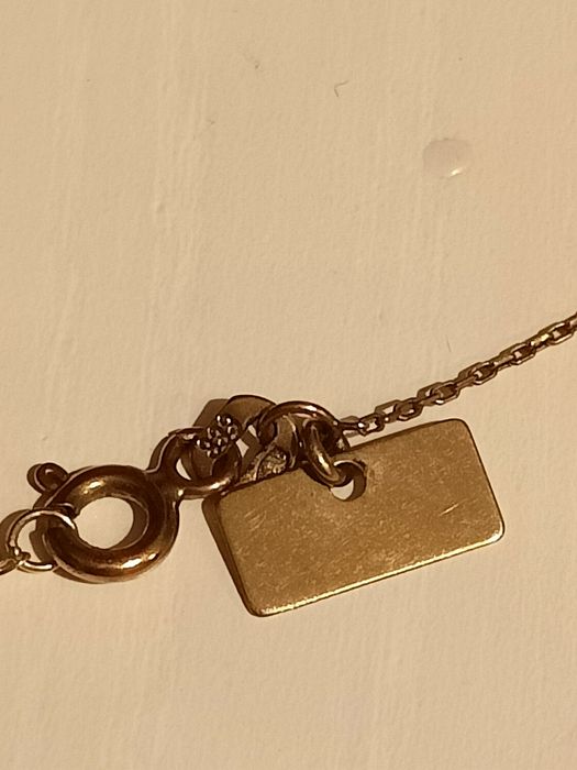 Złoty łańcuszek celebrytka