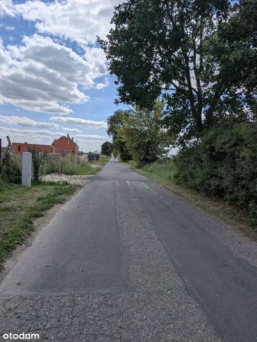 Działka budowlana 984 m² z rozpoczętą budową - Biskupice (koło Giecza) - Widok 4