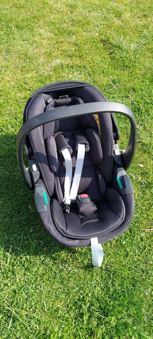 Maxi Cosi Pebble PRO 360 - Essential Black