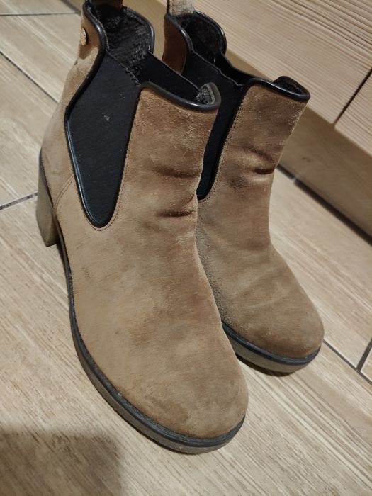 Botki sztyblety damskie brązowe zamsz nubuk Lasocki 38