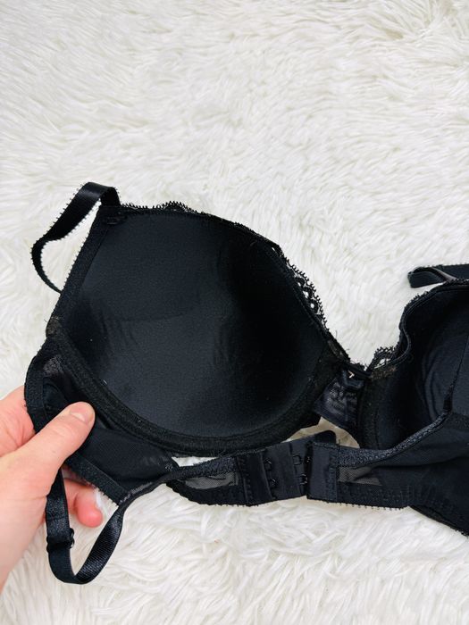 Biustonosz usztywniany 75C czarny