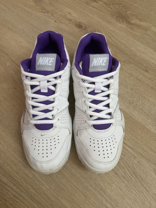 Шкіряні кросівки Nike court  оригінал 36,5
