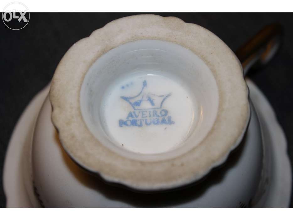 Chávena de chá e pires artibus - para colecionadores