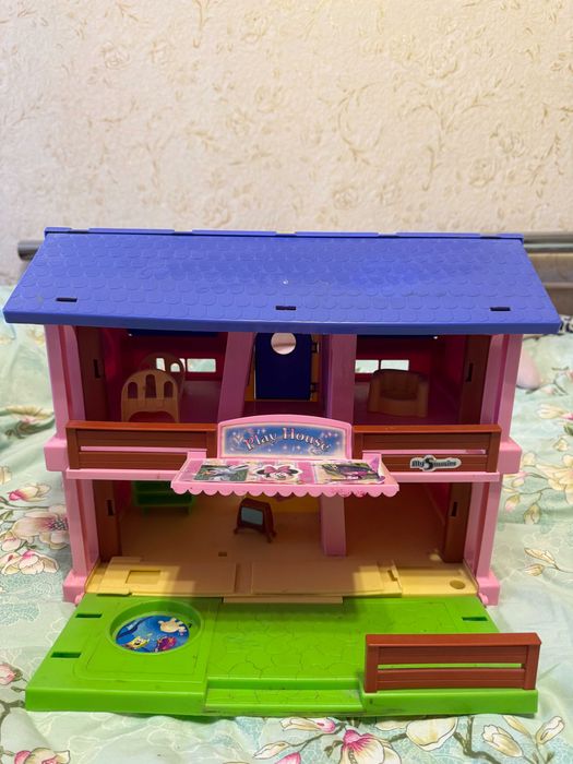 Будиночок іграшка