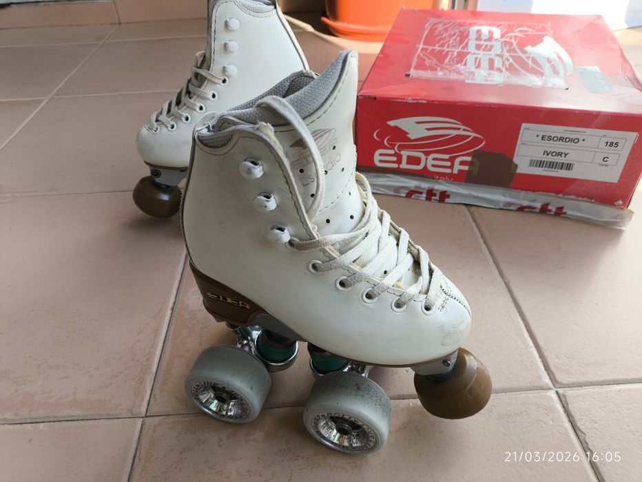 Patins patinagem artística 185