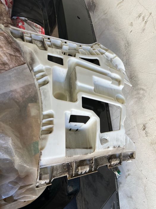 Para choques traseiro bmw i4