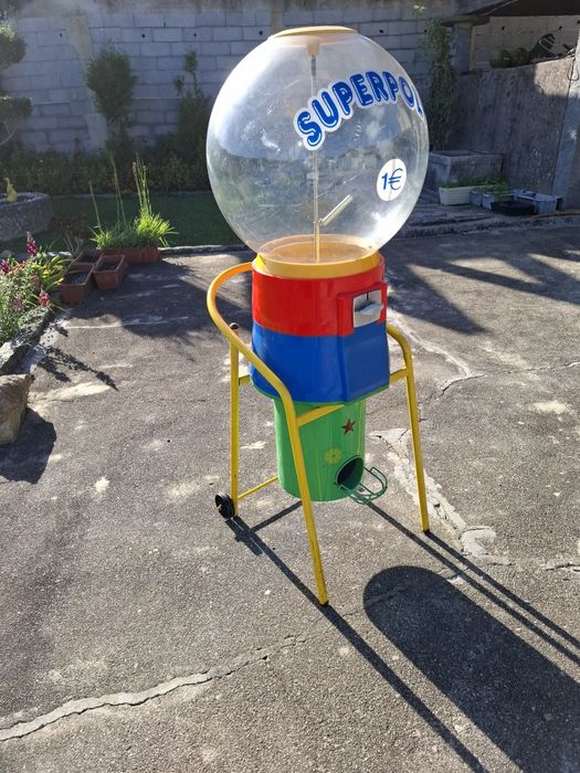 Vendo maquina bolas de brindes