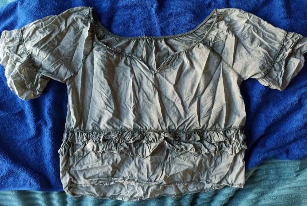 Luźna, zwiewna bluzka oversize