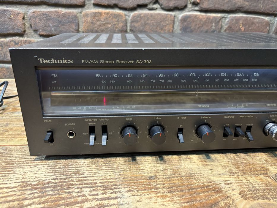 Amplituner Technics SA 303
