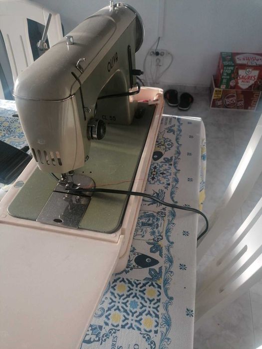 Máquina Costura Oliva