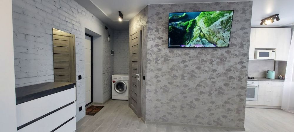 Здам ідеальну 1  кімнатну квартиру на довго  чи на місяць в центрі