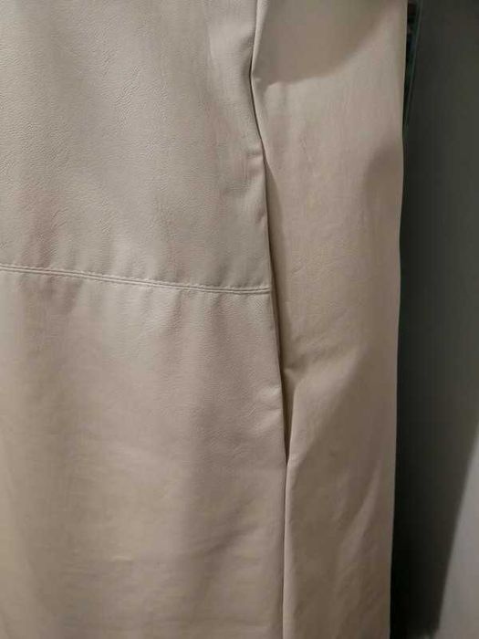 Sukienka guziki kieszenie