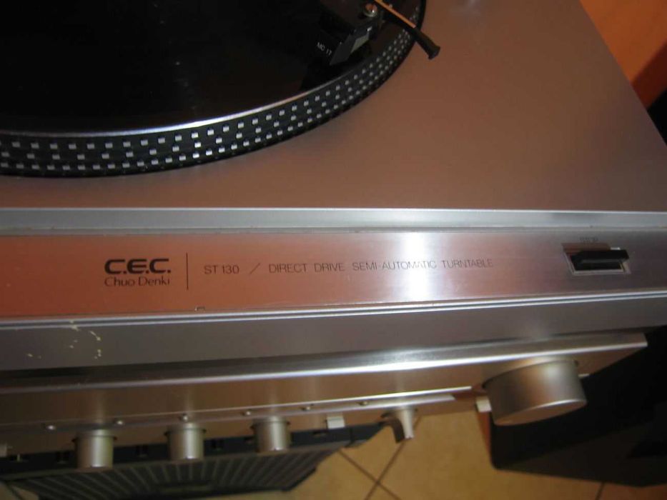 Japoński gramofon Direct Drive sprawny pół automat