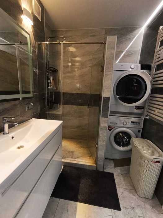 Продаж 2х кімнатної квартири з ремонтом