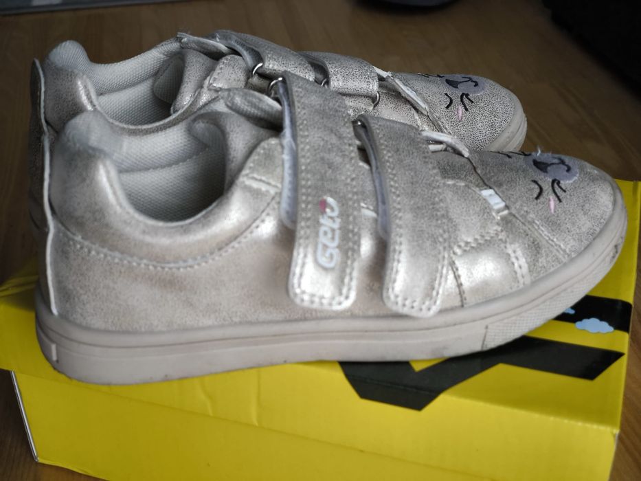Buty jesienno-wiosenne, rozmiar 30